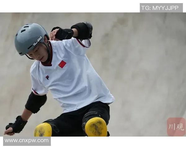 滑板战术解析:杭州滑板队独特防守体系的深度剖析与实践探讨